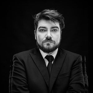 Meet your Posher, Victor